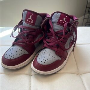 Nike Jordan Mids size 4Y